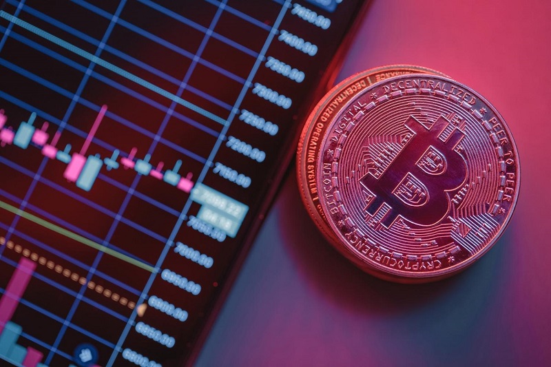 سقوط قیمت بیت‌کوین چه زمانی متوقف می‌شود؟