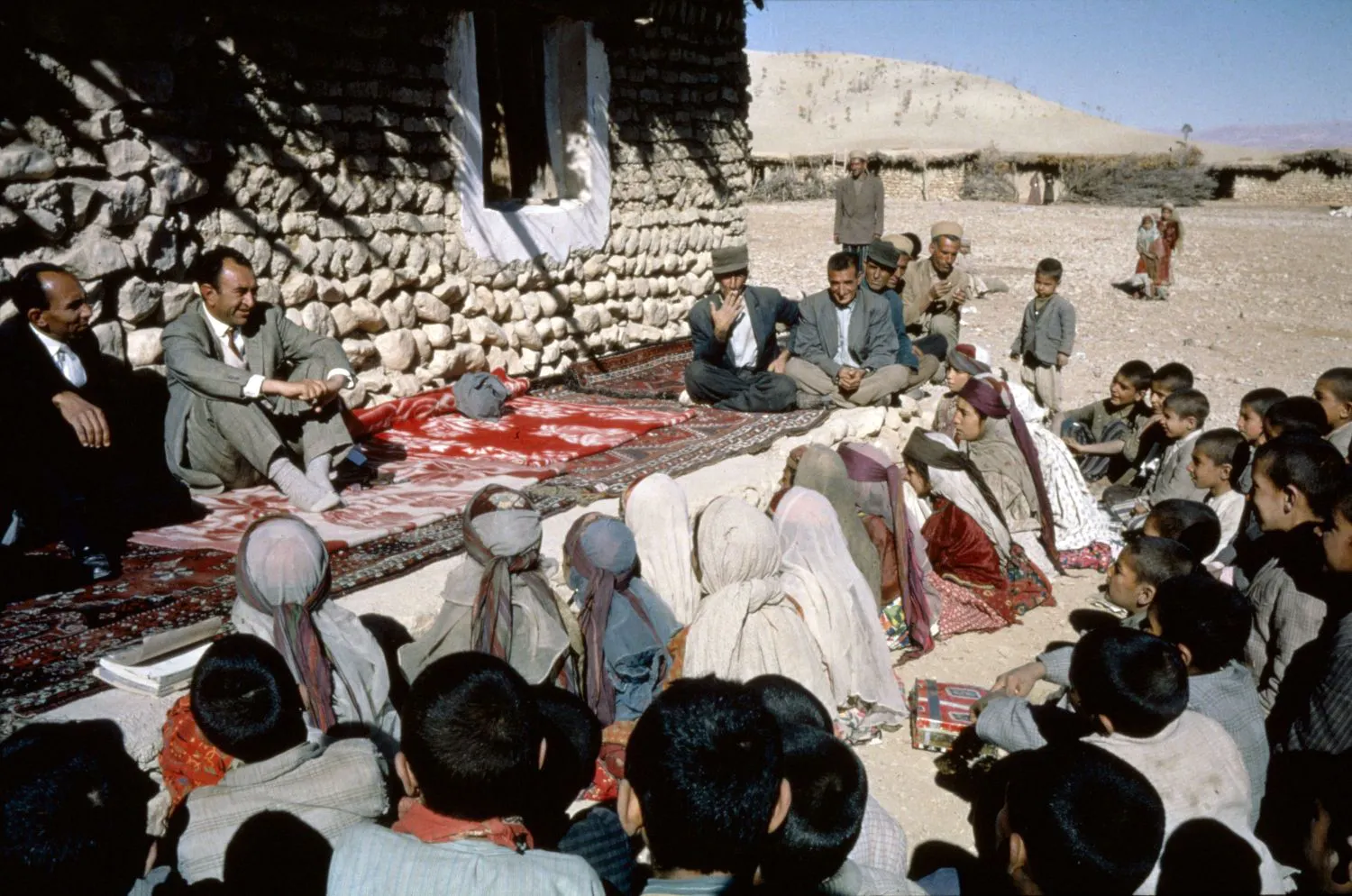 عکس‌هایی از ایران در دهه‌های سی و چهل شمسی