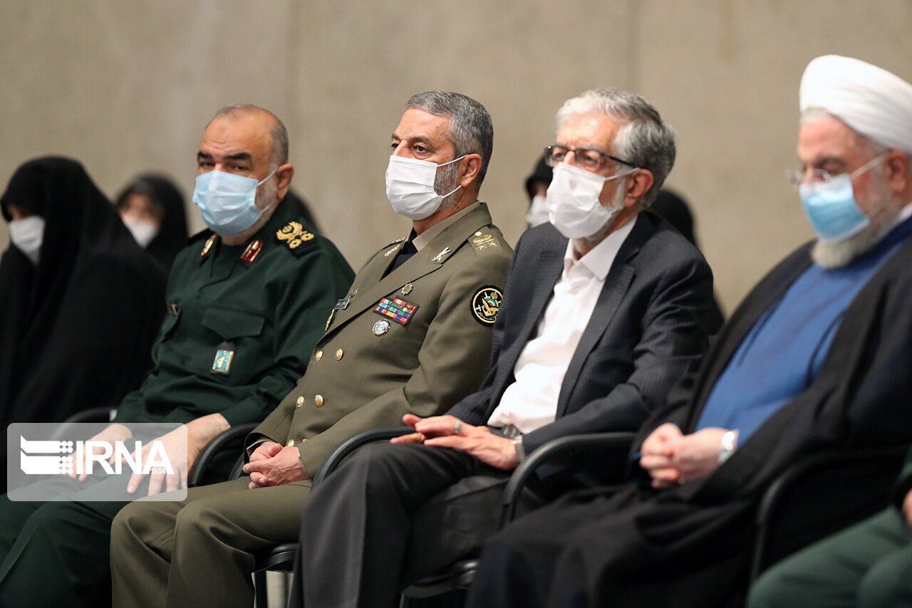 تصاویر روحانی، ناطق‌نوری، لاریجانی و جهانگیری در دیدار با رهبری