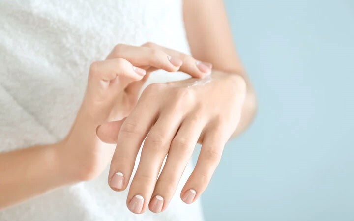 چگونه کرم لایه بردار و کرم ضد چین و چروک اصل و اورجینال تهیه و خریداری کنیم؟