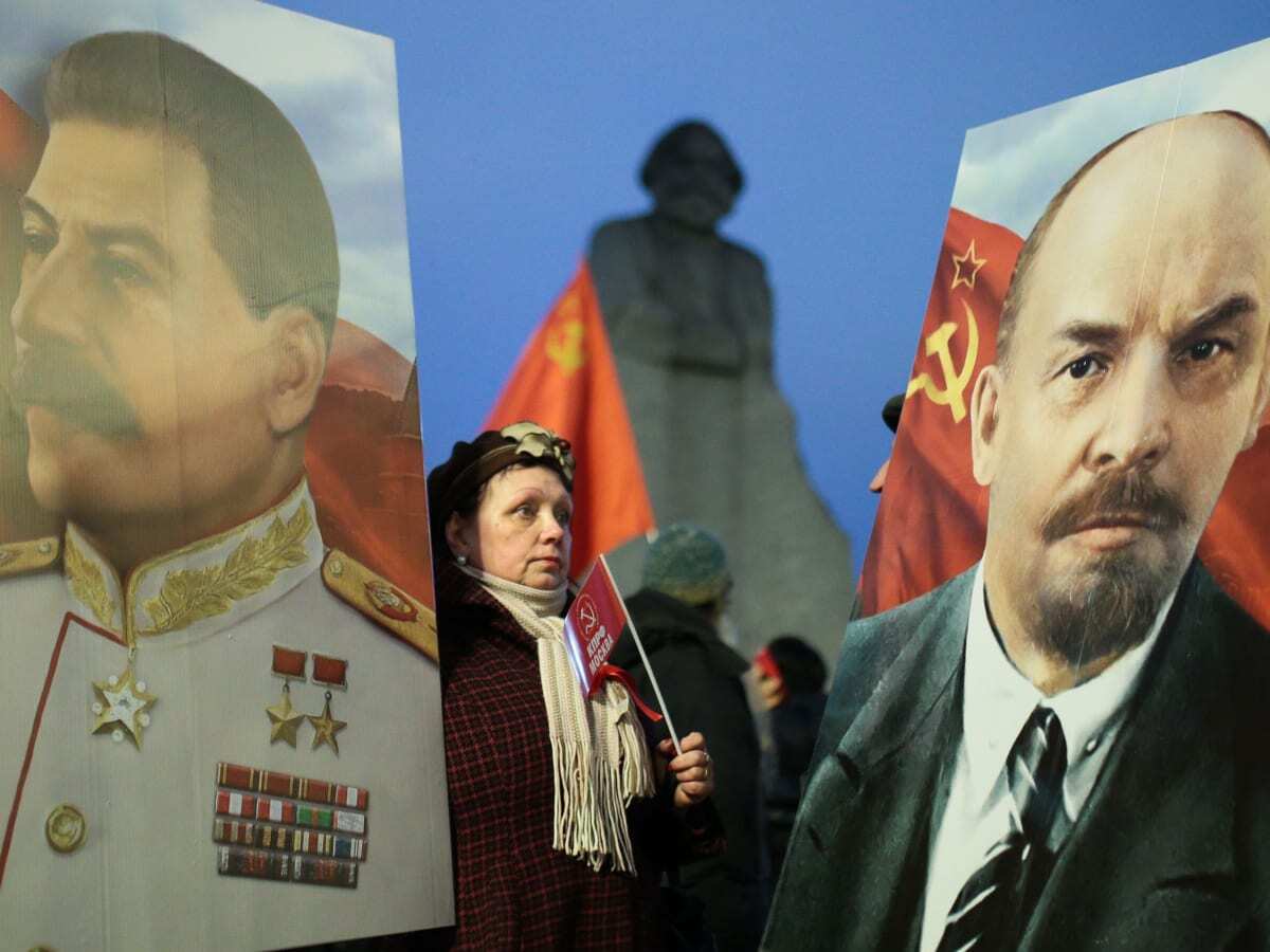 ابرقدرت چگونه زمین خورد