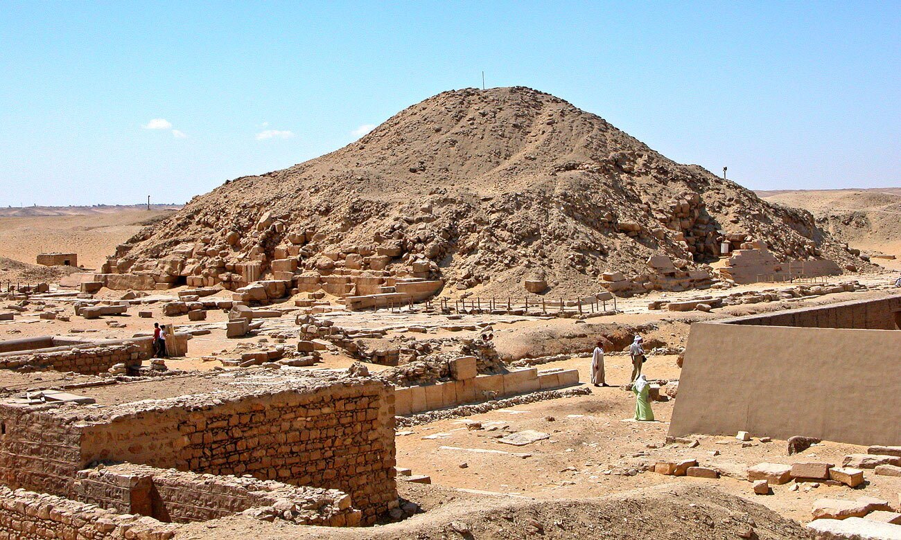 «سرود آدمخوار»؛ عجیب‌ترین نوشتۀ مصر باستان