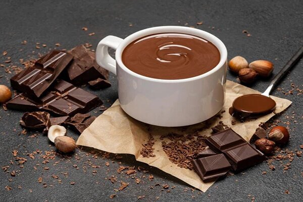 ۱۷ ترفند فوری و خوشمزه برای گرم شدن در خانه