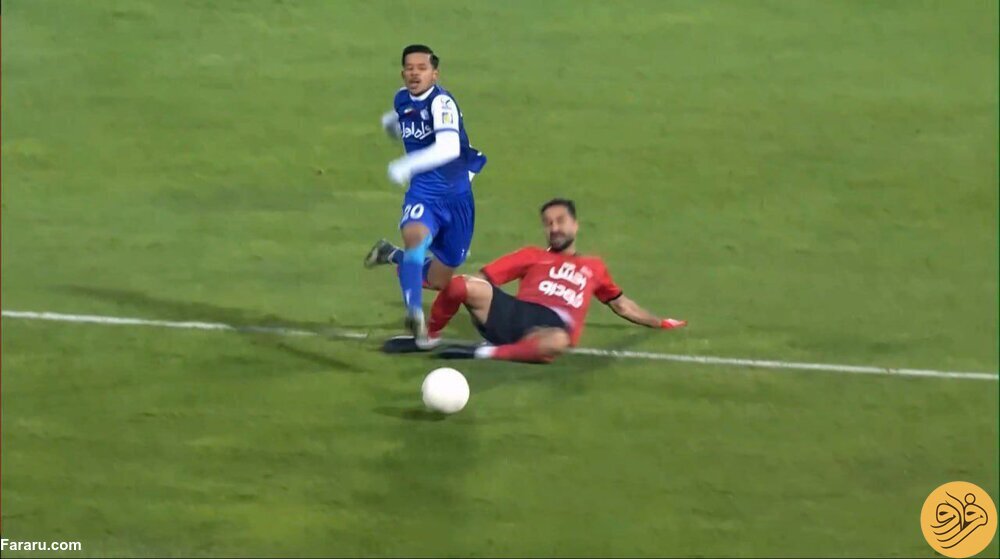 (عکس) تصویری جنجالی از ورزشگاه آزادی