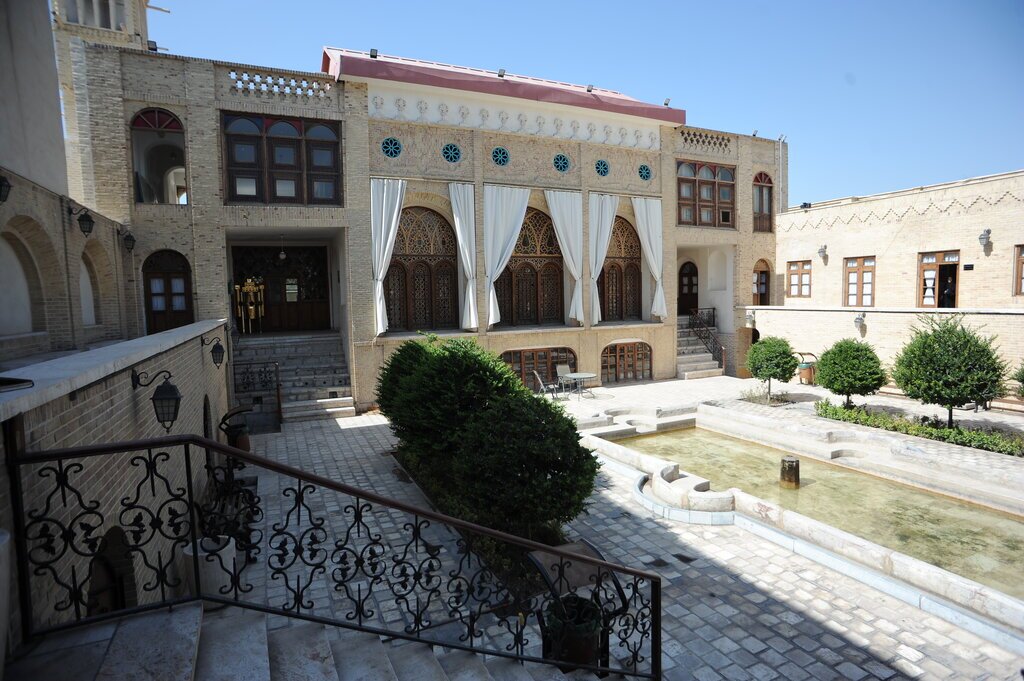 چه کسی وزیر حیوانات بارکش بود؟