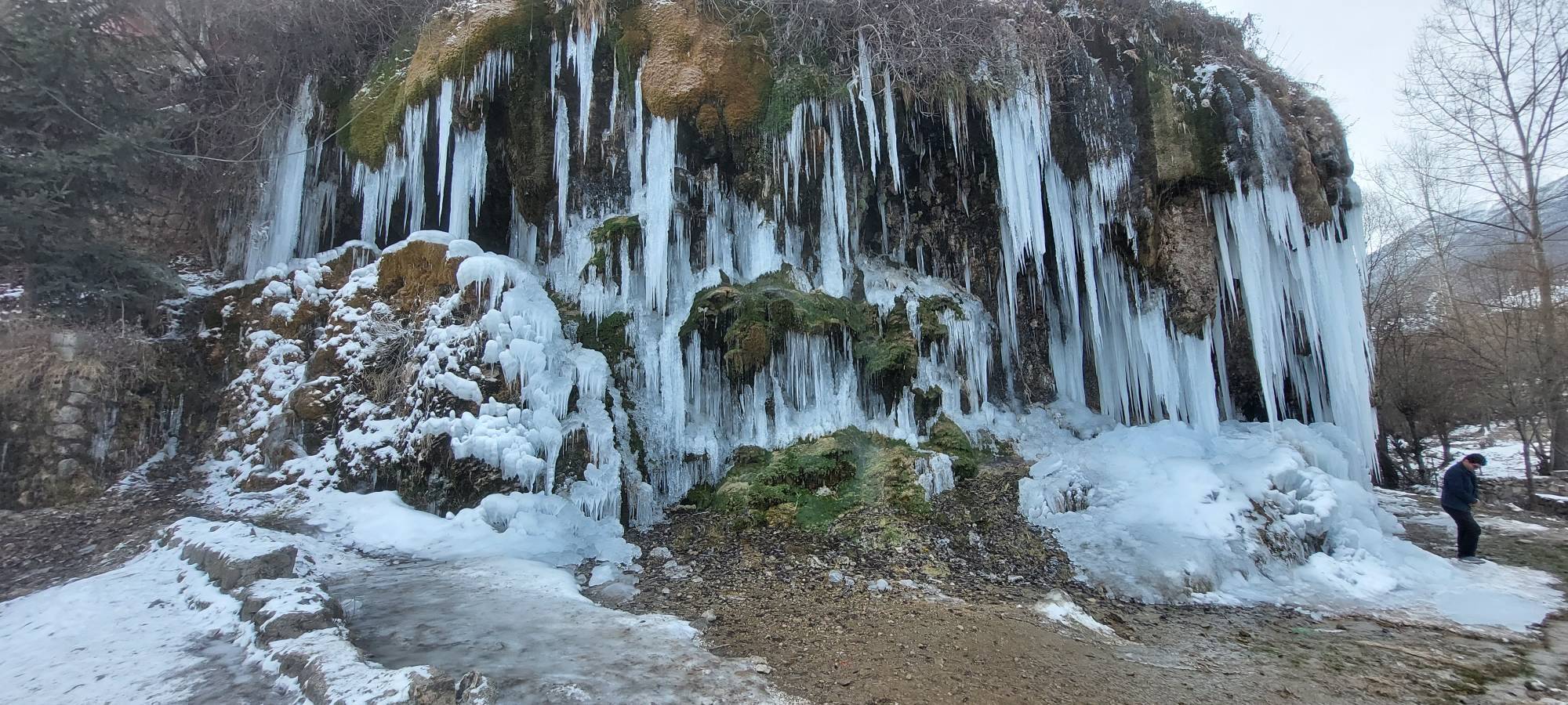 تصاویری از یخ زدن آبشار کندلوس