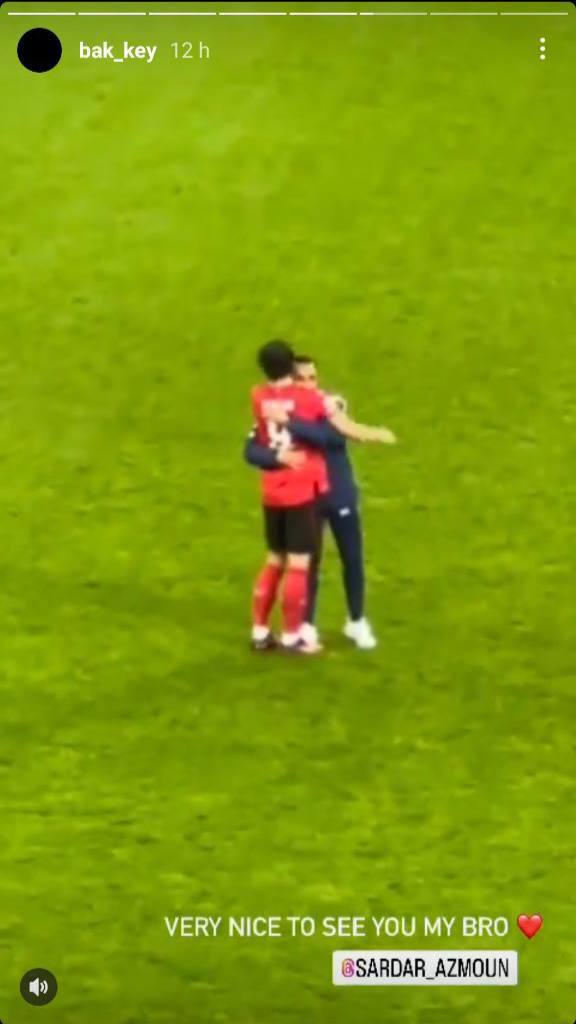 (تصاویر) آغوش گرم مربی ایرانی برای سردار آزمون