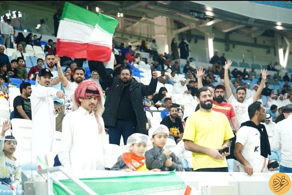 (عکس) تماشاگر سرشناس و ویژه فولاد - الهلال