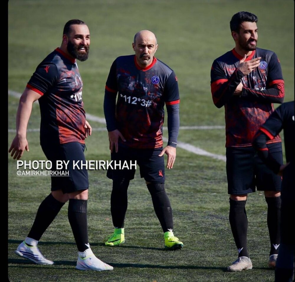 (عکس) نقی معمولی فوتبالیست شد