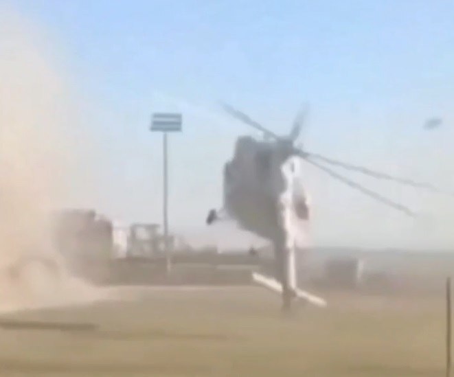 (عکس) تصاویر ترسناک از سقوط بالگرد وزیر ورزش