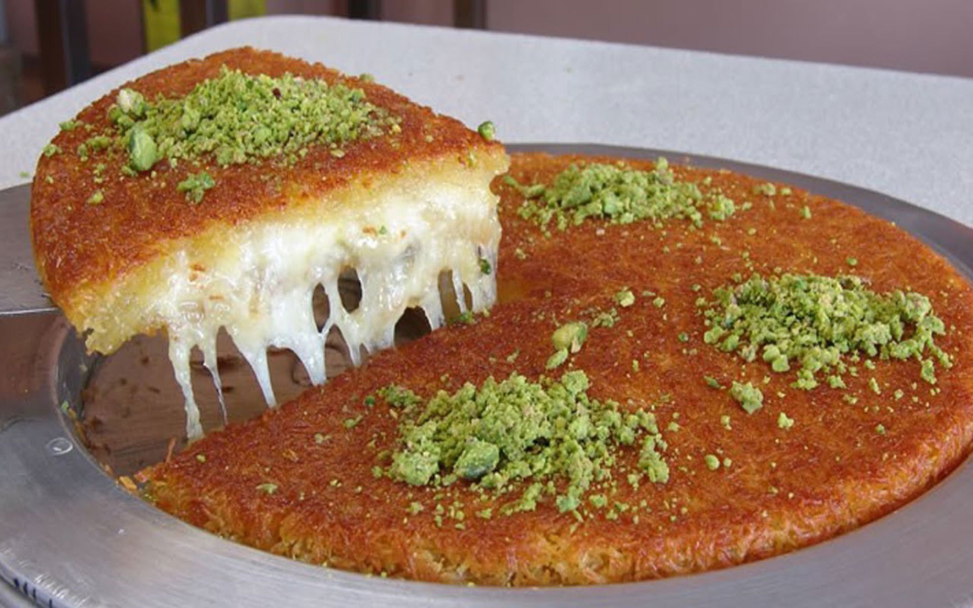 با ۱۰ دسر عربی ساده و خوشمزه برای ماه رمضان آشنا شوید