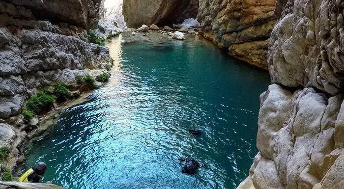 (تصاویر) تنگه قاهان؛ بهشتی چهار فصل در دل کویری قم