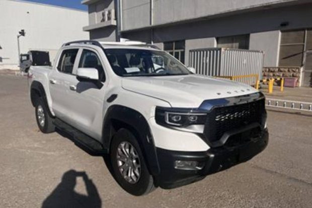 (تصویر) پیکاپ جدید بازار ایران نزدیک به 6 متر طول دارد!