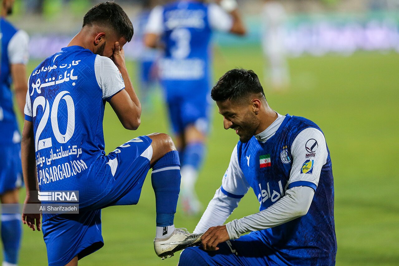 (عکس) اسلحه مرگبار ساپینتو برای دربی