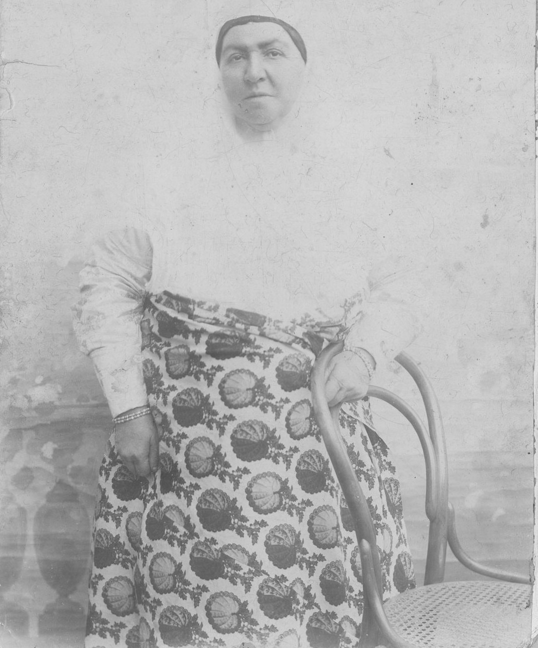 اولین زن ناصرالدین شاه چه شکلی بود؟ اولین زن ناصرالدین شاه چه شکلی بود؟