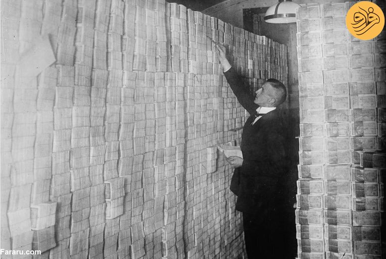 تصاویری عجیب از ابرتورم آلمان؛ یک قرص نان به قیمت هزار میلیارد مارک!