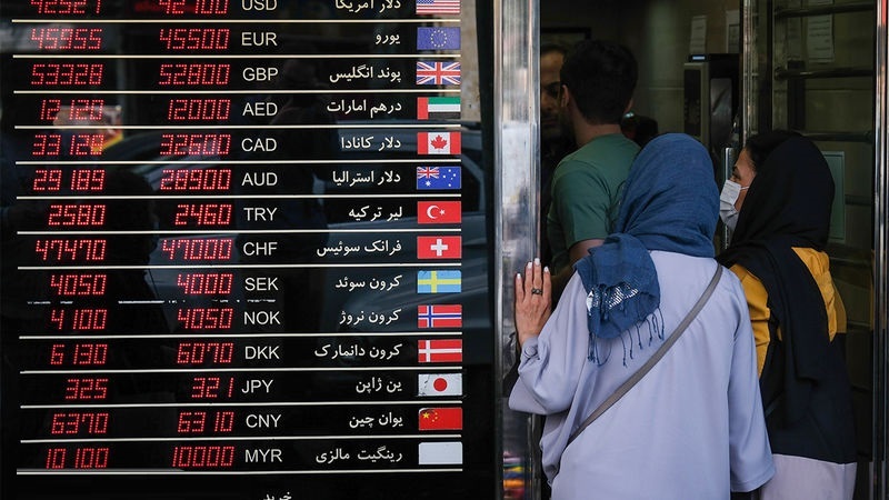 طلا و سکه سرمایه‌گذاران را مجازات می‌کنند؟