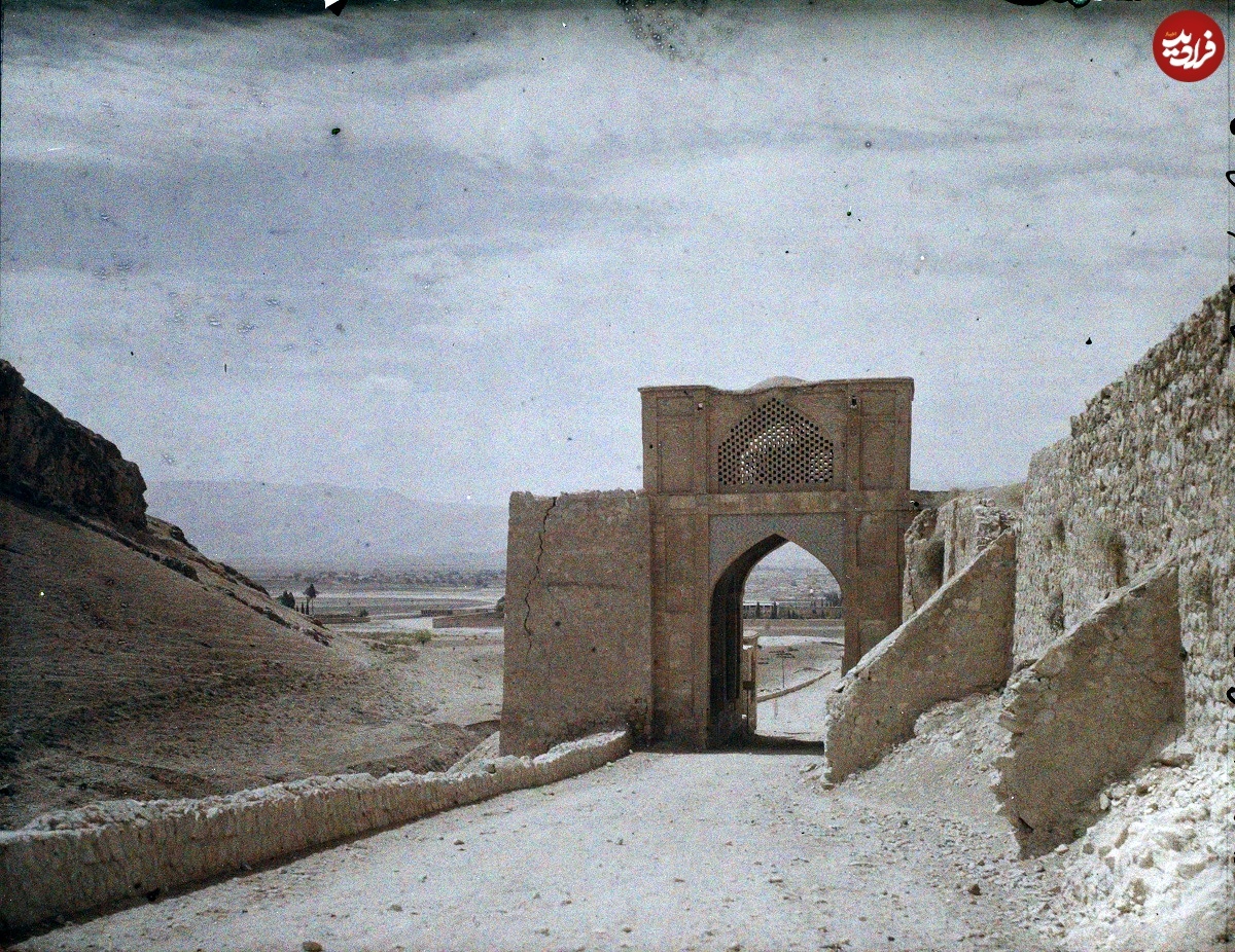 دروازه قرآن
