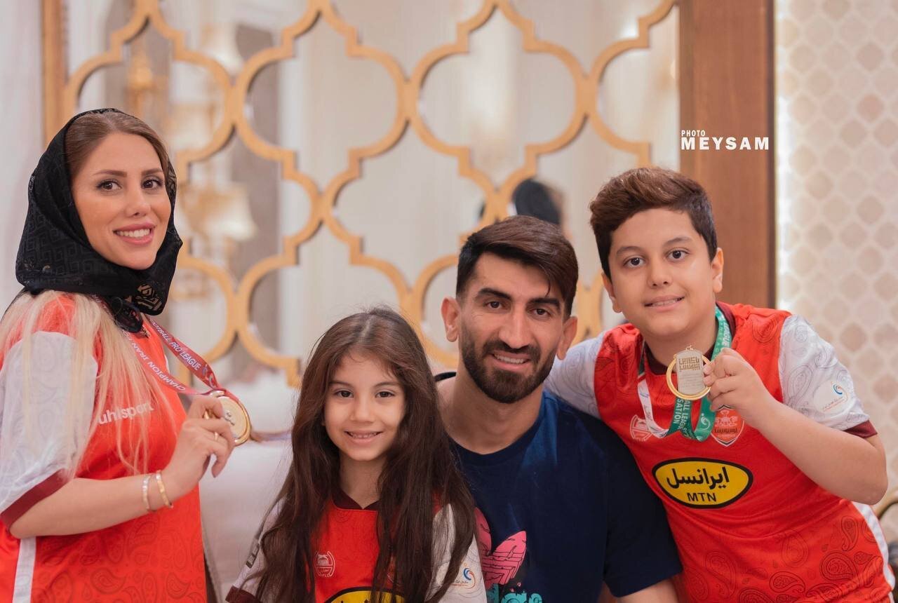 (عکس) جشن خانوادگی علیرضا بیرانوند پس از قهرمانی پرسپولیس