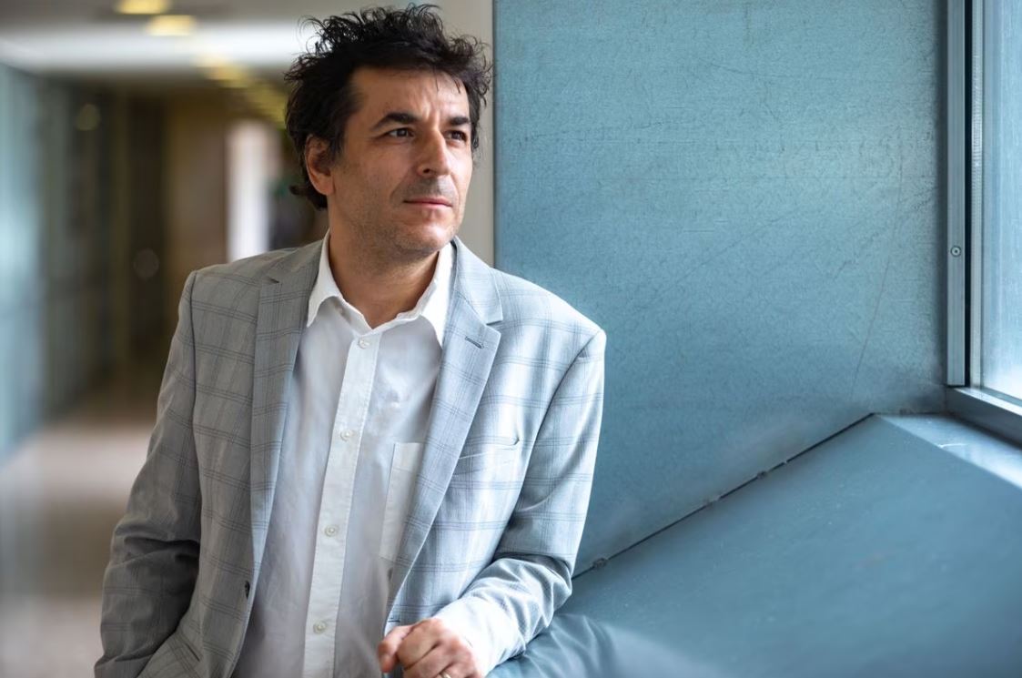 چرا هرگز نباید برای آرام کردن کودکان به آن‌ها گوشی بدهیم؟/ خوانده شد