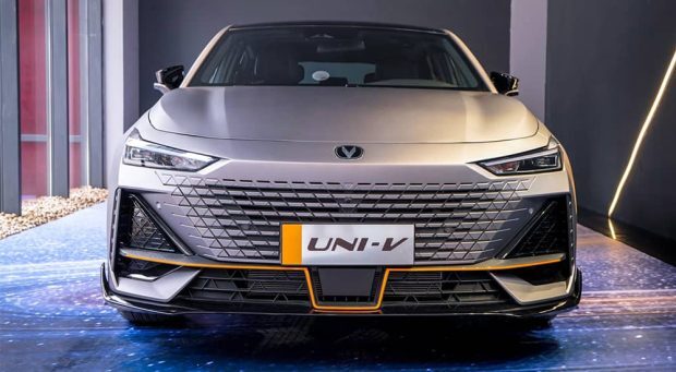 (تصاویر) چانگان UNI-V، سدان اسپرت و جذاب چینی به ایران می‌آید