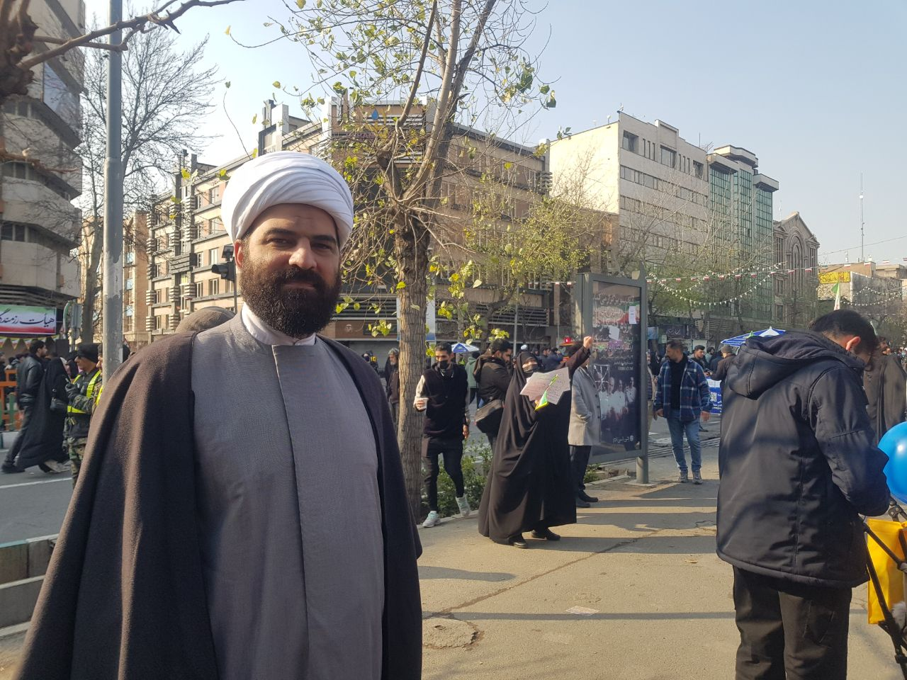 حضور شخصیت‌های مختلف در راهپیمایی ۲۲ بهمن در تهران