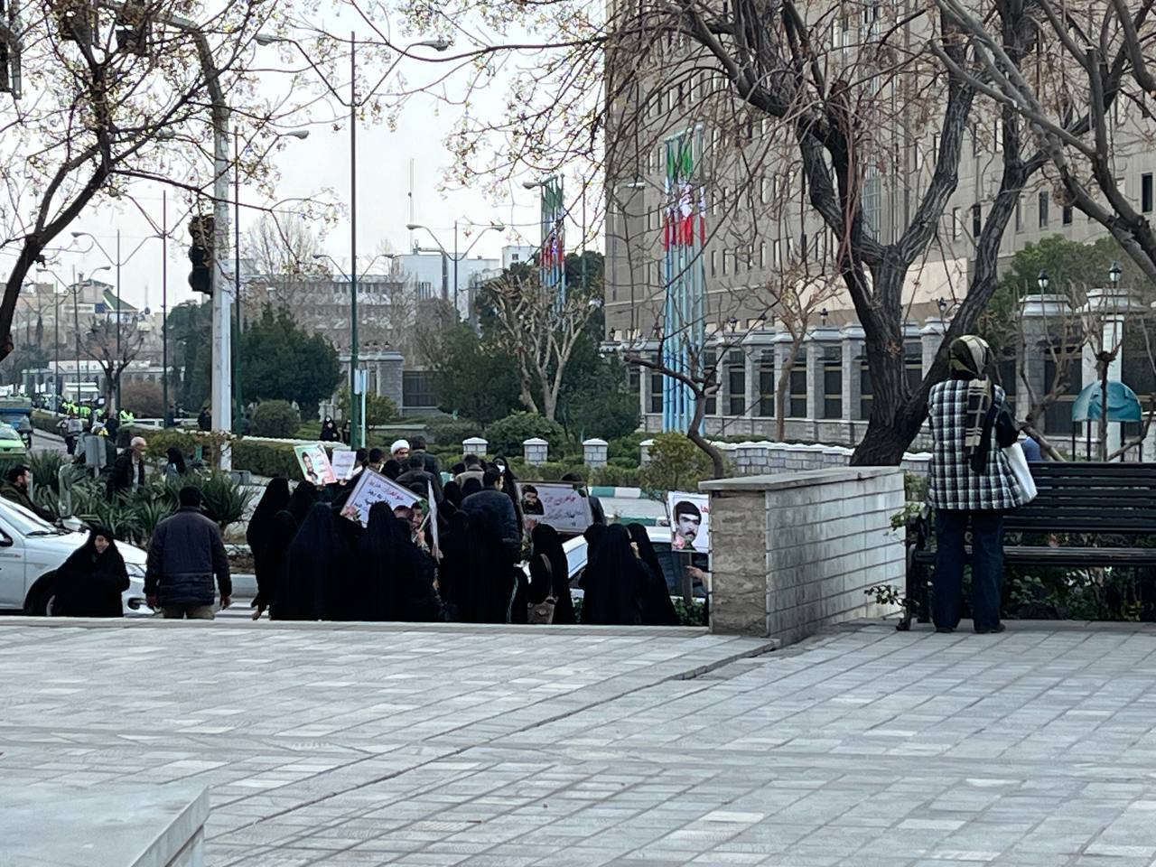 پزشکیان قرآن بر سر نیزه کرده است / عکس و فیلم اضافه می‌شود
