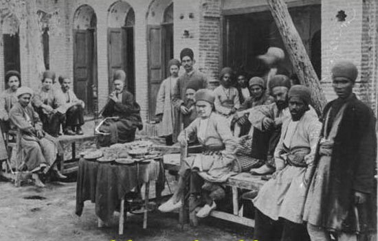 سفره ایرانیان باستان چگونه بود؟؛ از کباب بره تا شمع و شهد