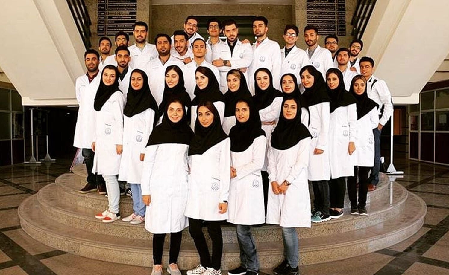 دانشجویان پزشکی