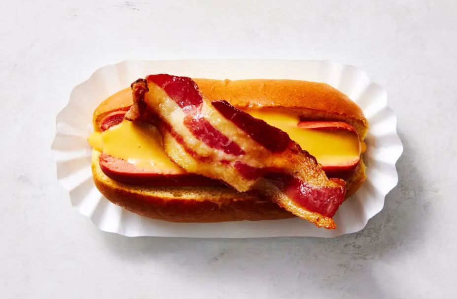 راهنمای میدانی برای آشنایی با هات داگ های آمریکایی/ معرفی 15 هات داگ متنوع امریکایی