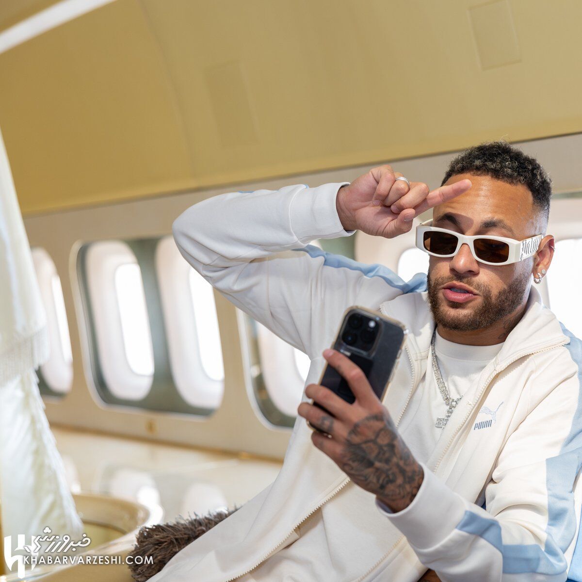 (تصاویر) نیمار با جت سعودی‌ها به ریاض رسید