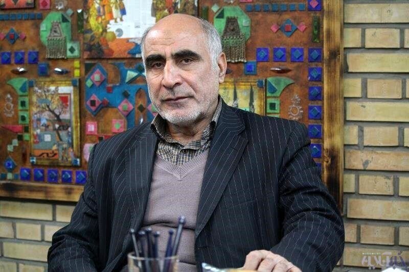 دلار‌هایی که احمدی نژاد این ور و آن ور دنیا خرج می‌کند از کجا می‌آید؟