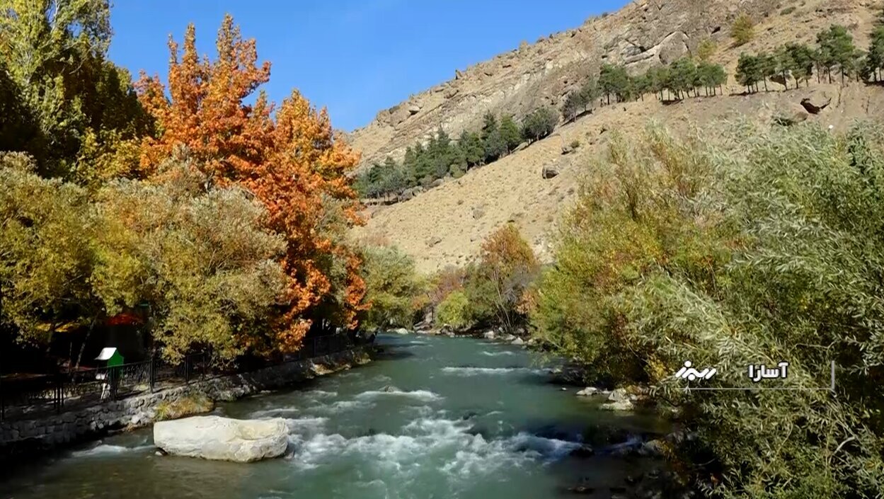 (تصاویر) زیبایی شگفت‌انگیز جاده چالوس در پاییز هزار رنگ//تصاویر کامل شود