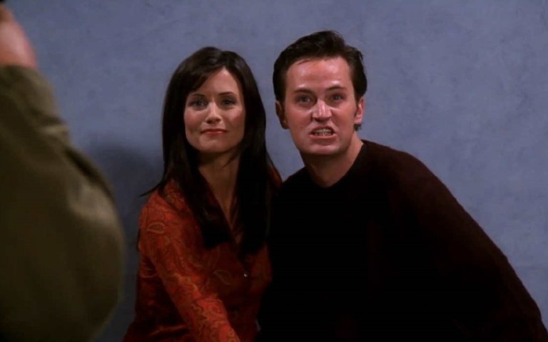 اطره‌انگیزترین قسمت‌های سریال Friends با حضور متیو پری