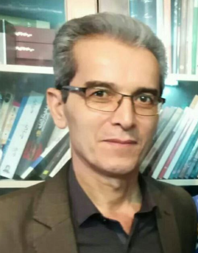 تتلو محصول فراری دادن نخبگان موسیقی است / مسئولان فرهنگ و هنر سلیقه‌ای عمل می‌کنند