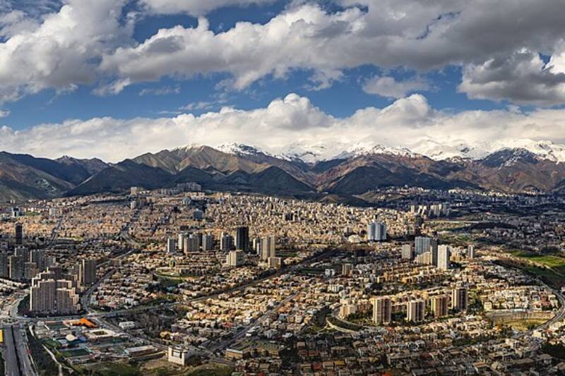 عادی‌سازی مجوز ساختمان‌های ۷ طبقه در کوچه‌های ۸ متری/ مصوبه‌ای که یک شهر ساوه به تهران اضافه می‌کند//