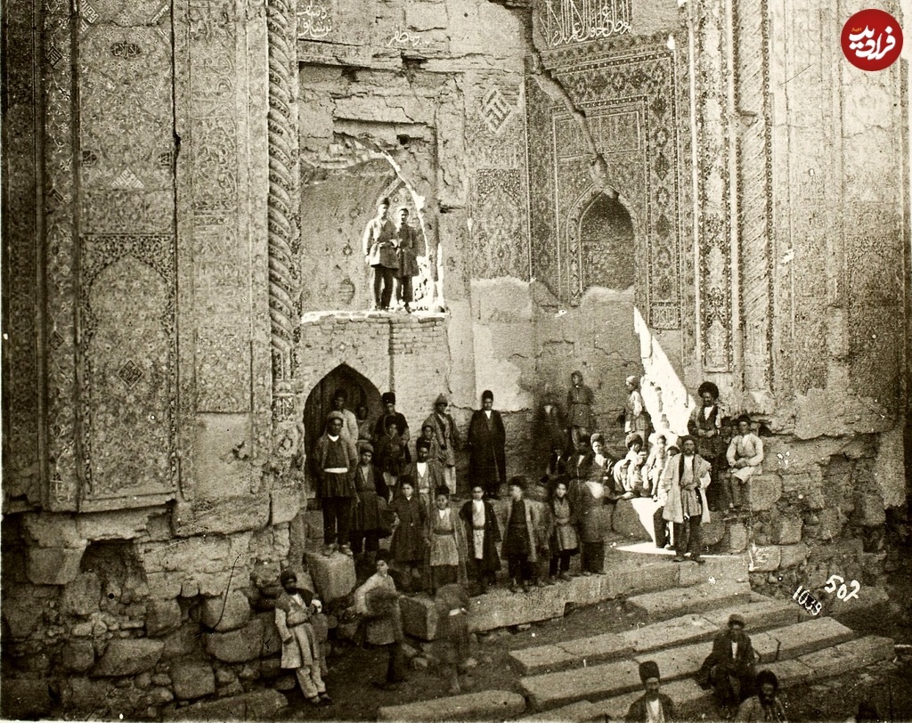 (عکس) سفر به عصر قاجار؛ از آبتنی در چشمه‌علی تا قدیمی‌ترین عکس «سیزده‌بدر»//