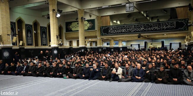 عکسی از پوشش متفاوت فرماندهان بلندپایه نظامی در محضر رهبری