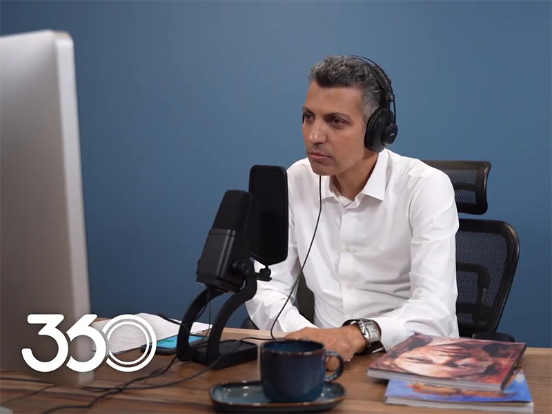 عادل فردوسی‌پور خاطره «۹۰» را زنده کرد/ شروع داغ با حواشی دربی