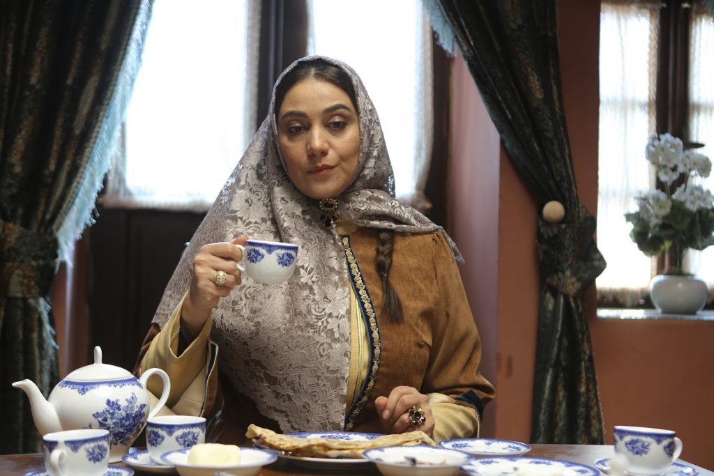 «شبکه مخفی زنان»؛ مرور زیست نام‌آوران در سی پرده///