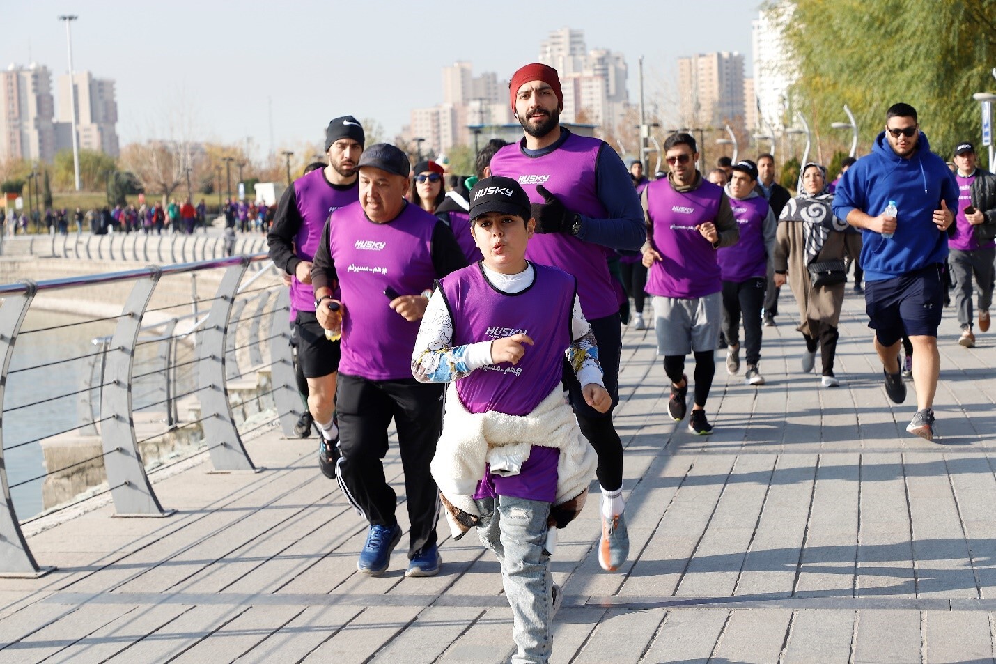 دو همگانی با هدف درک و پذیرش بزرگسالان اتیسم با نام «هم‌مسیر اتیسم» برگزار شد.
