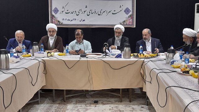 وحدت یا وزن‌کِشی در اردوگاه اصولگرایی؟