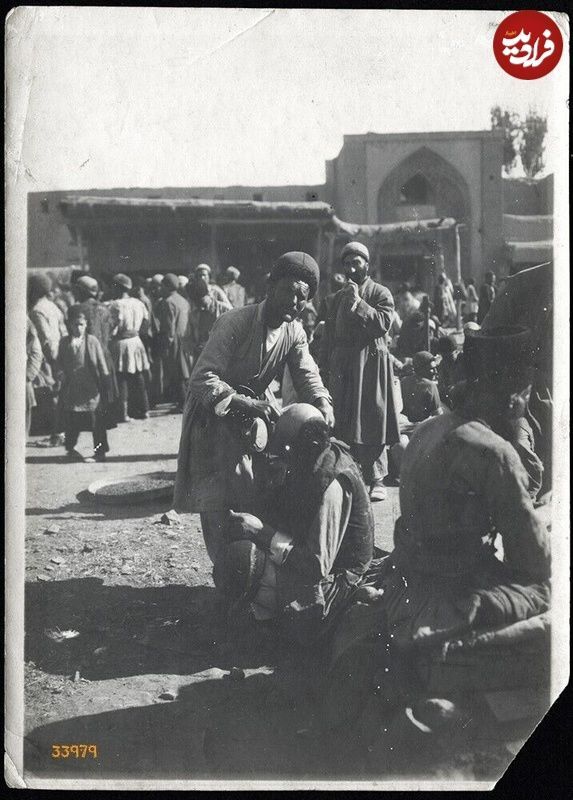 (تصاویر) زندگی مردم در دوران قاجار؛ ازمدل موی قاجاری تا قصه‌گویی پای منقل