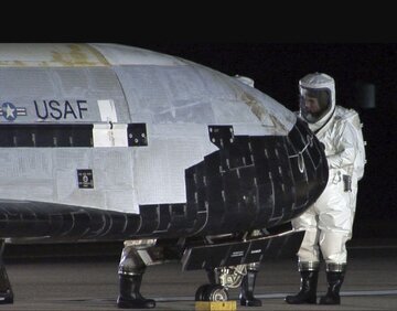 نبرد هواپیمای مرموز آمریکا و چین در مدار زمین