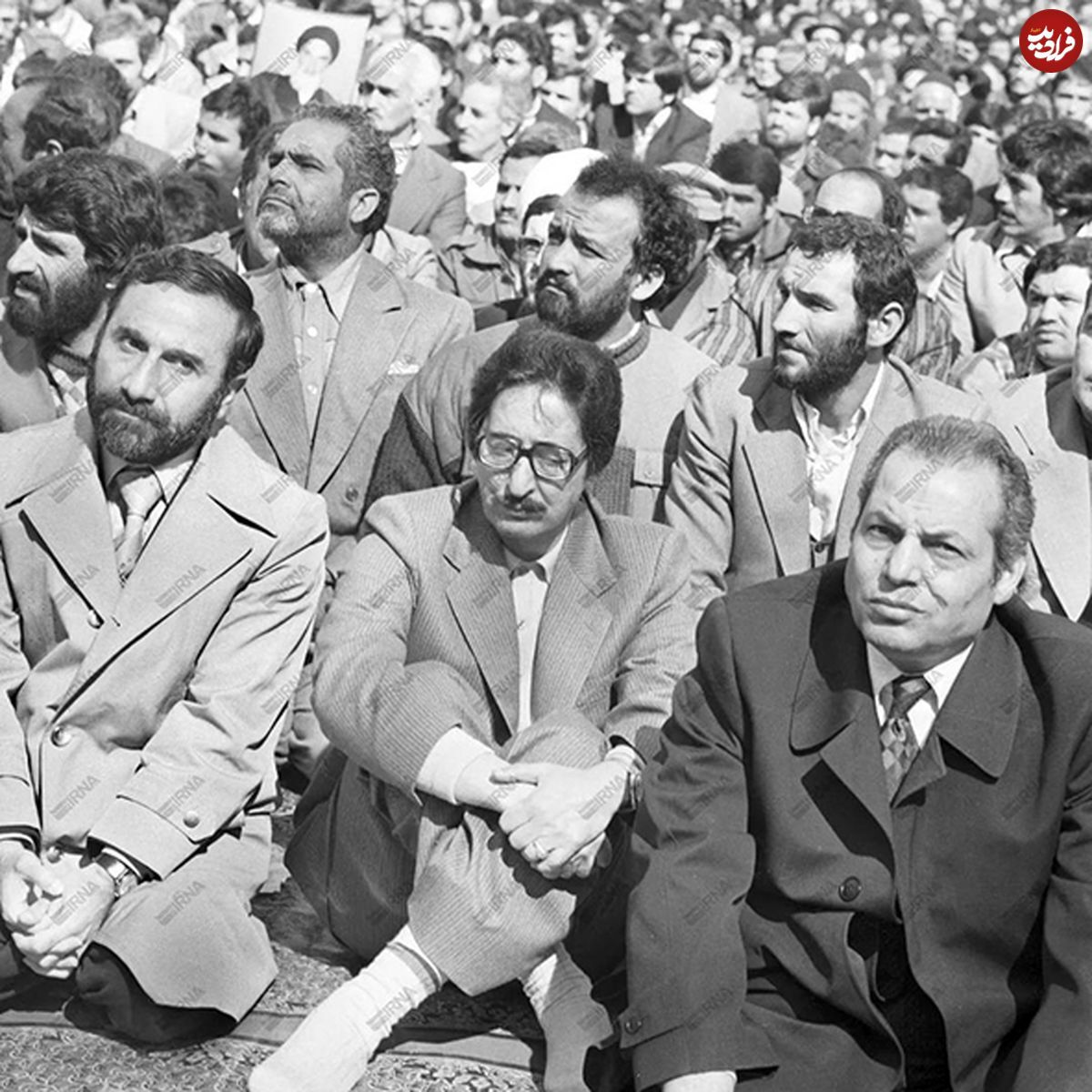 (تصاویر) سفر به ایران قدیم؛ خورشید گرفتگی، مهرجویی، بنی‌صدر و کافه تهران