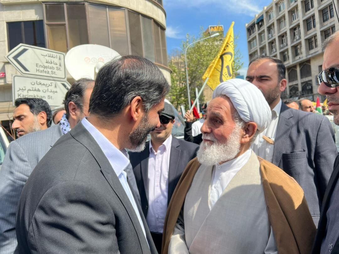 حاشیه و متن راهپیمایی روز قدس حاشیه و متن راهپیمایی روز قدس