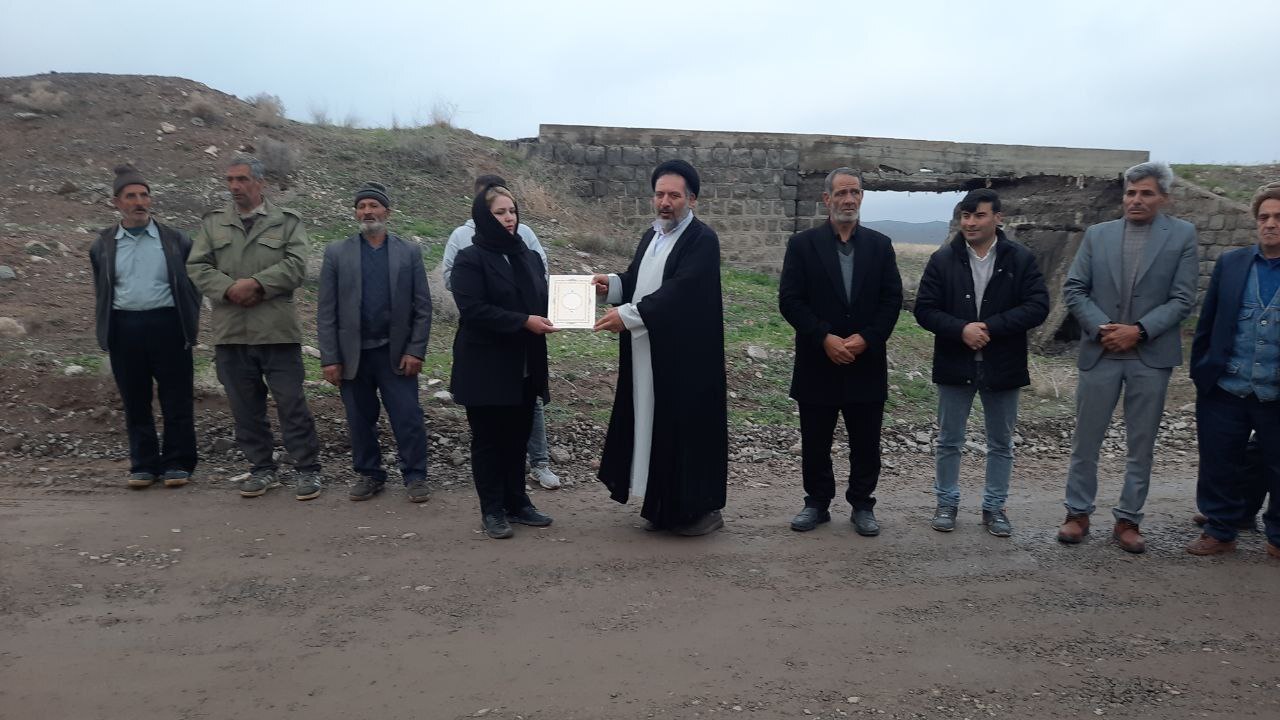 تقدیر از بانوی فداکار مرندی/// گزارش