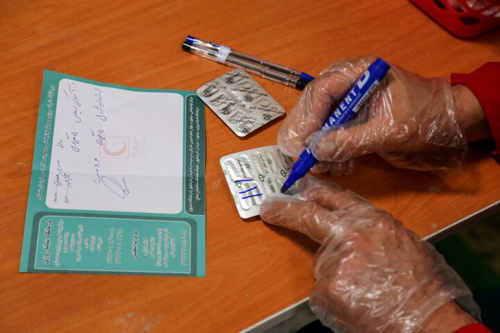 سهم سلامت از سبد خانوار چقدر است؟ دارو در صدر هزینه‌های بیماران