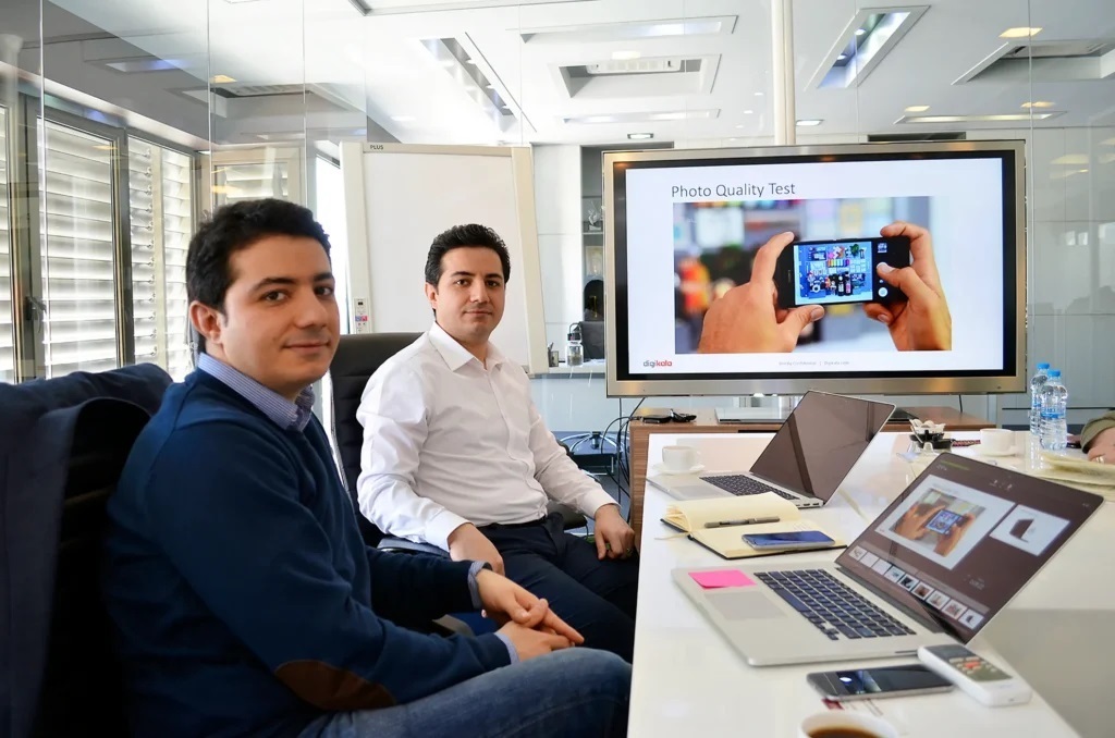 همراه اول سهام دیجیکالا را می‌خرد