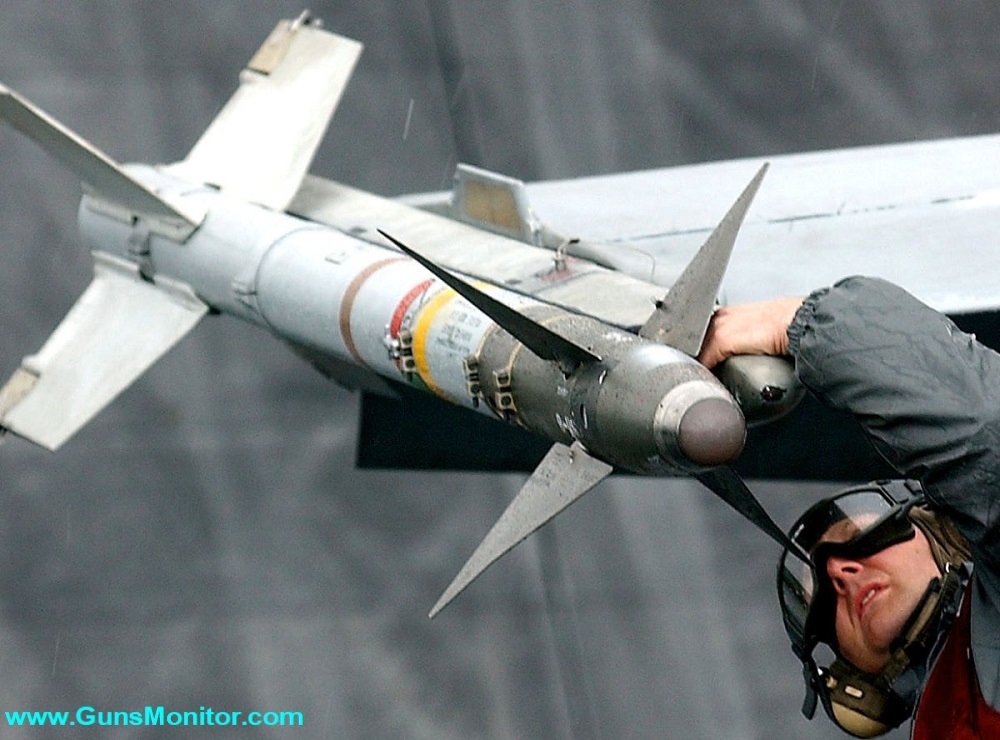 (تصویر) داستان سایدوایندر؛ از موشک پیشگام آمریکایی که توسط روس‌ها سرقت شد تا رهگیری پهپاد‌های حوثی